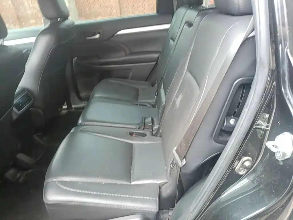 Toyota Highlander — миниатюра 22