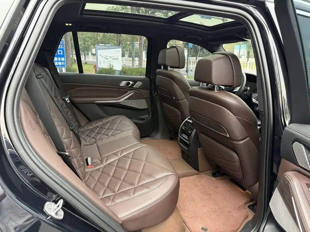 BMW X5 — миниатюра 12