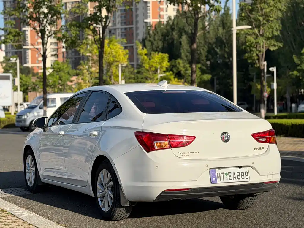 Buick Verano — миниатюра 4