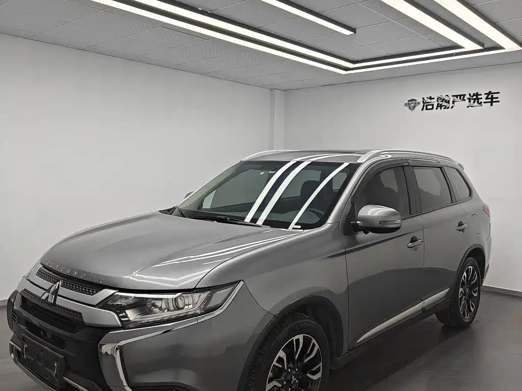 Купить Mitsubishi Outlander