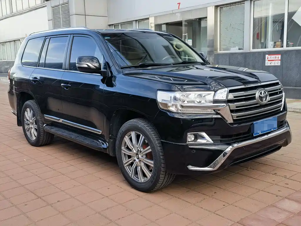 Toyota Land Cruiser 2018 5.7L VX-R