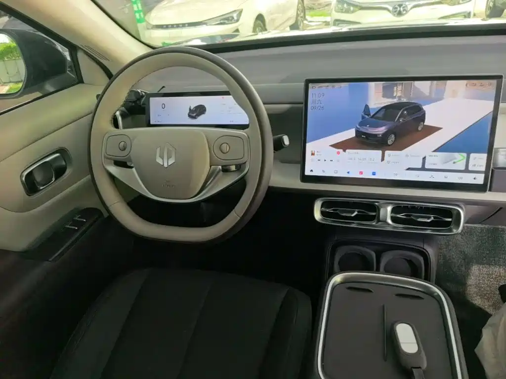 Leapmotor Leapmotor B10 — миниатюра 11