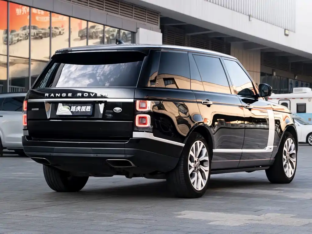 Land Rover Range Rover — миниатюра 9