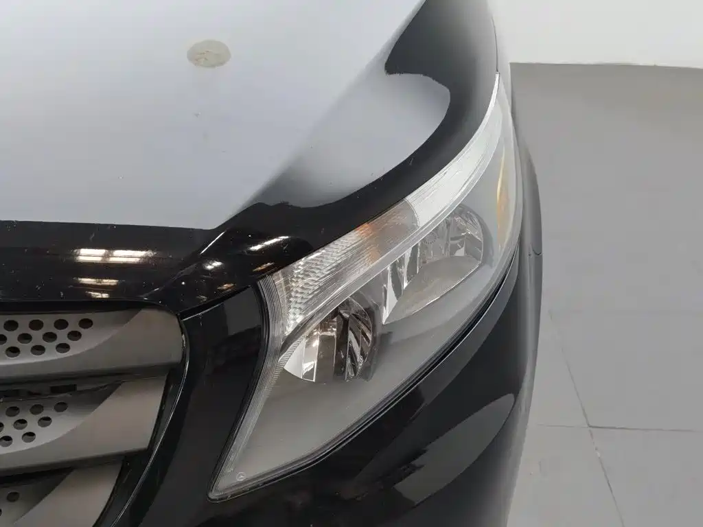 Mercedes-Benz — миниатюра 6