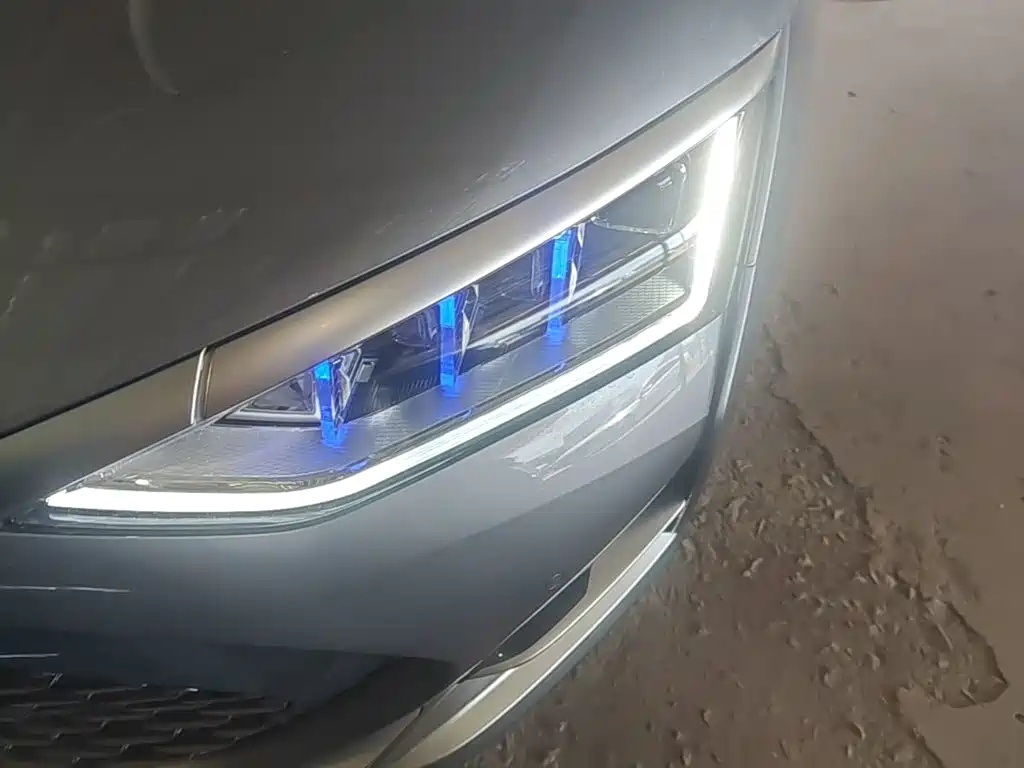 BYD Han — миниатюра 24