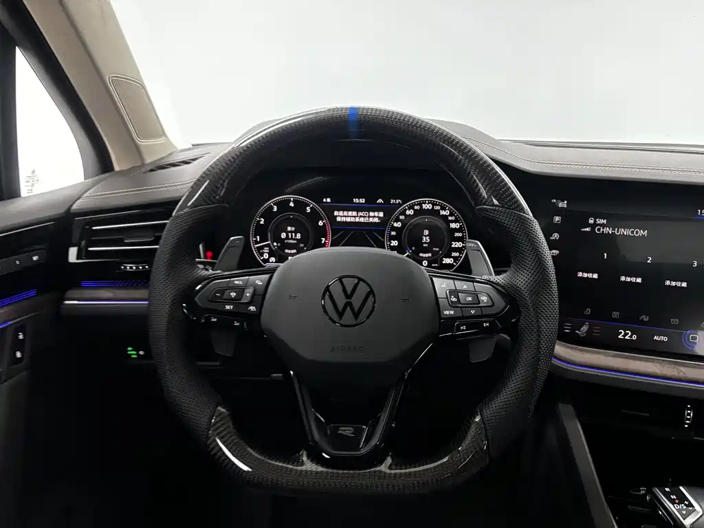 Volkswagen Touareg — миниатюра 15