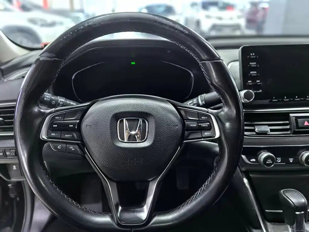 Honda Accord — миниатюра 8