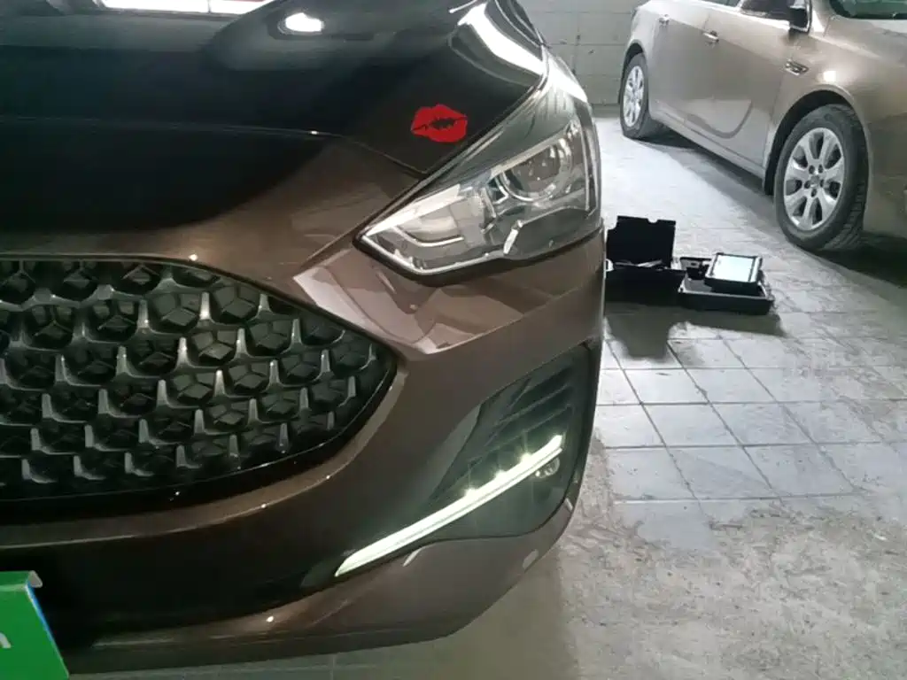 Haval M6 — миниатюра 24