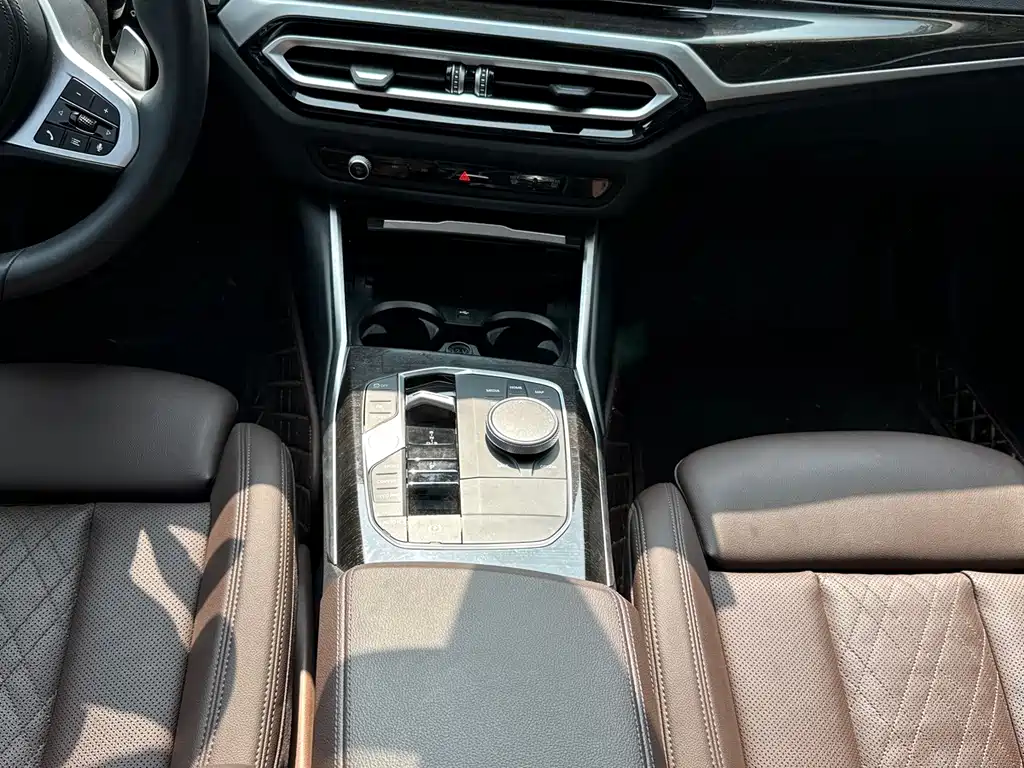 BMW 3 Series — миниатюра 8
