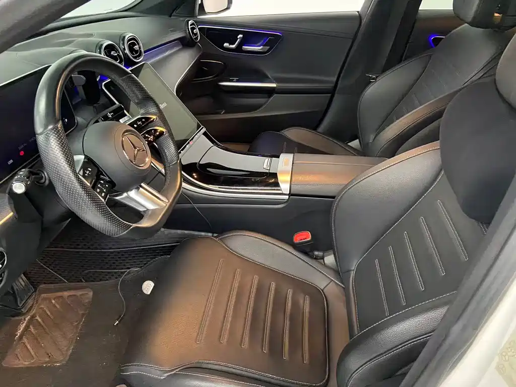 Mercedes-Benz C-Class — миниатюра 6