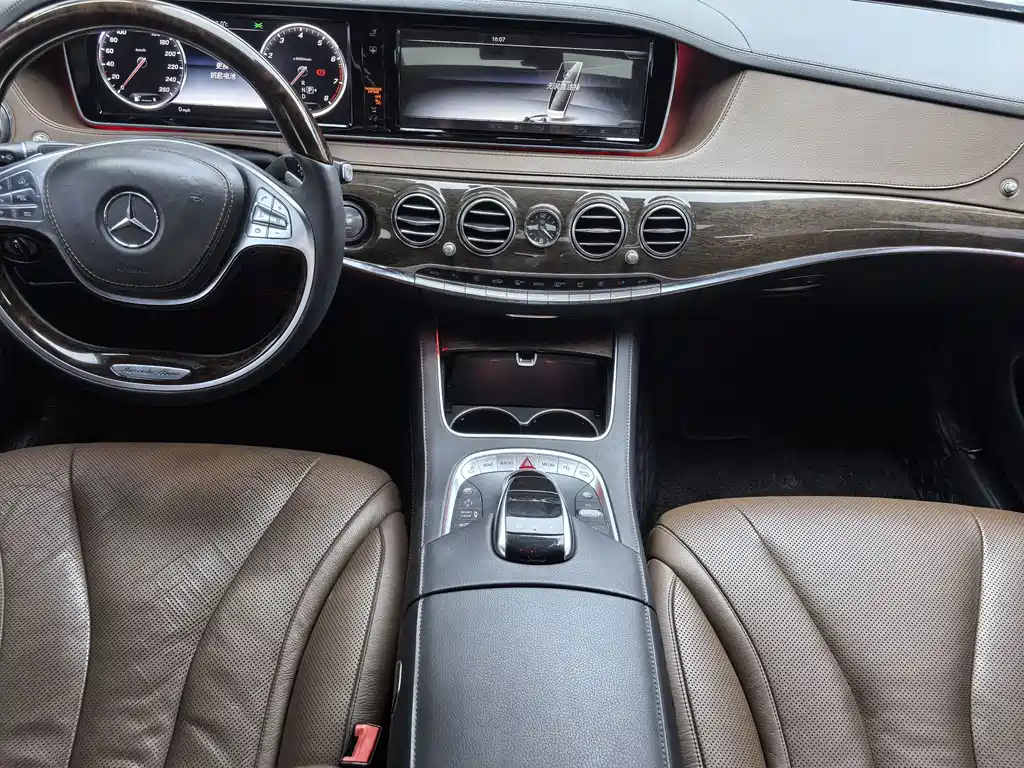 Mercedes-Benz S-Class — миниатюра 11