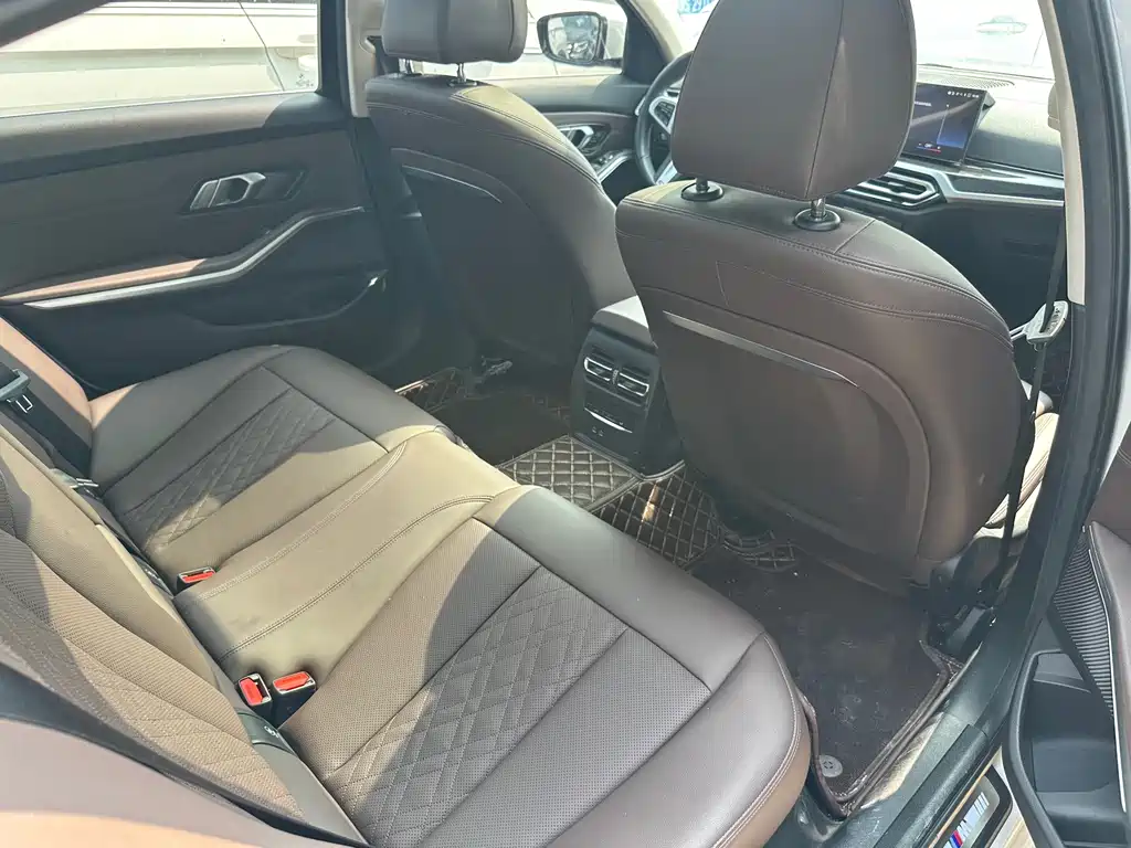 BMW 3 Series — миниатюра 9