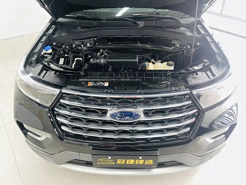 Ford Explorer — миниатюра 2