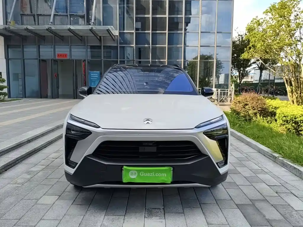 NIO ES8 — миниатюра 3