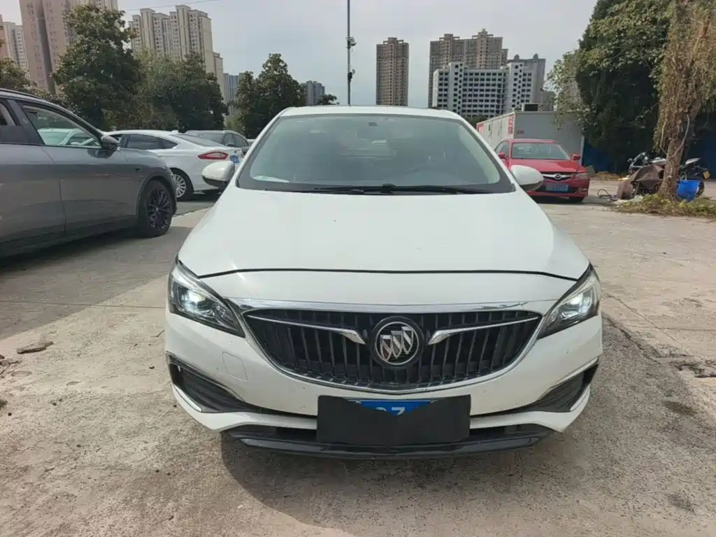 Buick Verano — миниатюра 3