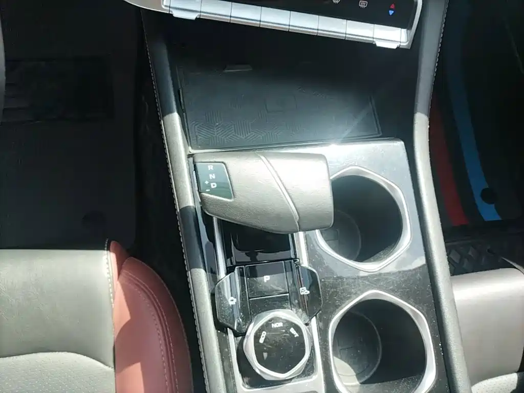 Changan Eado — миниатюра 14