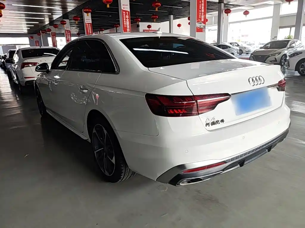 Audi A4L — миниатюра 5