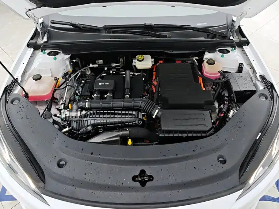 BYD Seal 05 DM-i — миниатюра 10