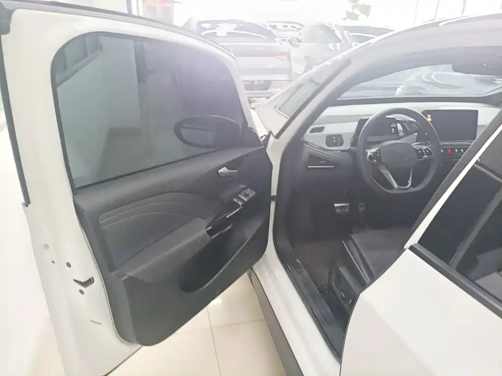 Volkswagen ID.3 — миниатюра 16