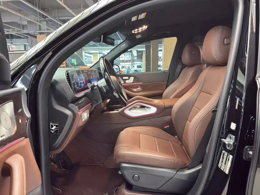 Mercedes-Benz GLS — миниатюра 12