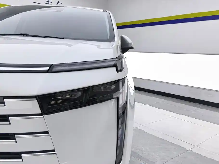 GAC Motor Trumpchi E8 — миниатюра 5