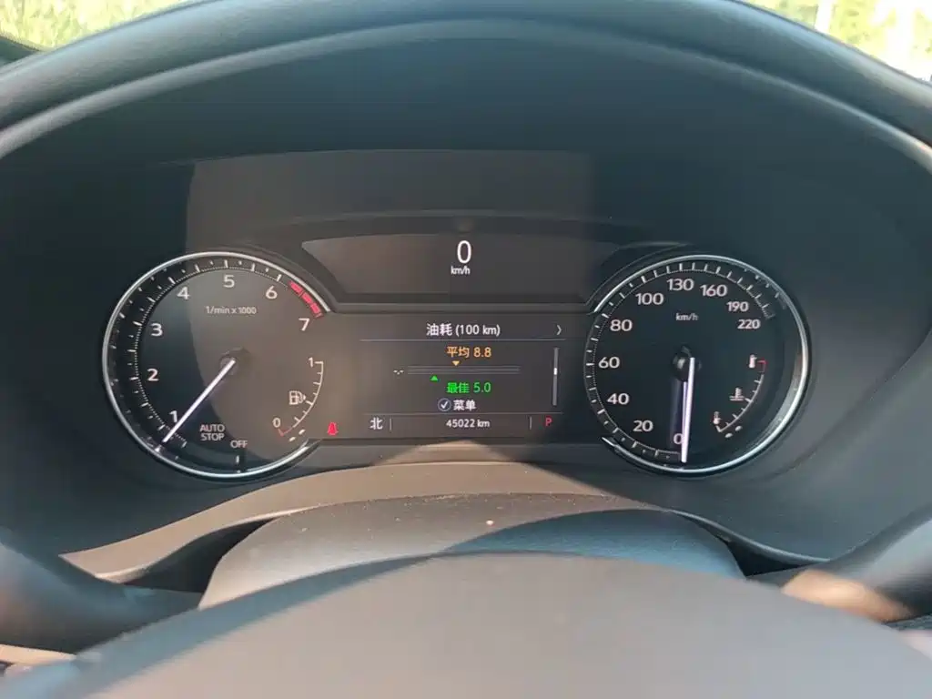 Cadillac XT4 — миниатюра 12