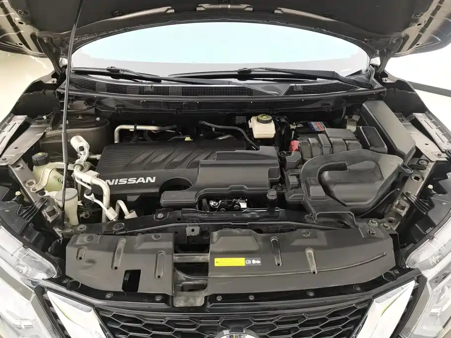 Nissan Qashqai — миниатюра 10