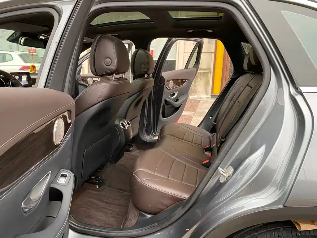 Mercedes-Benz GLC — миниатюра 8