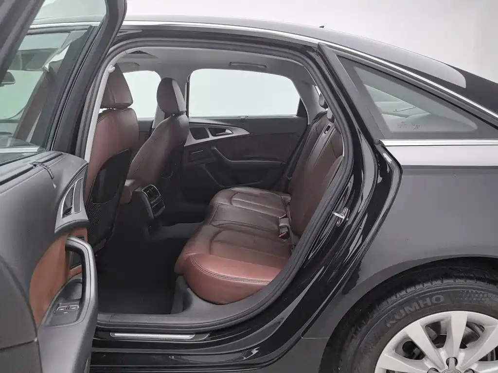 Audi A6L — миниатюра 15
