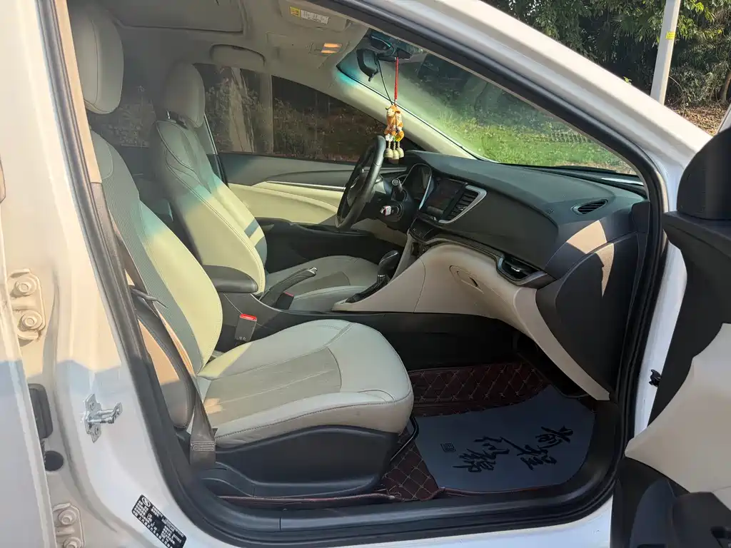 Buick Excelle — миниатюра 5