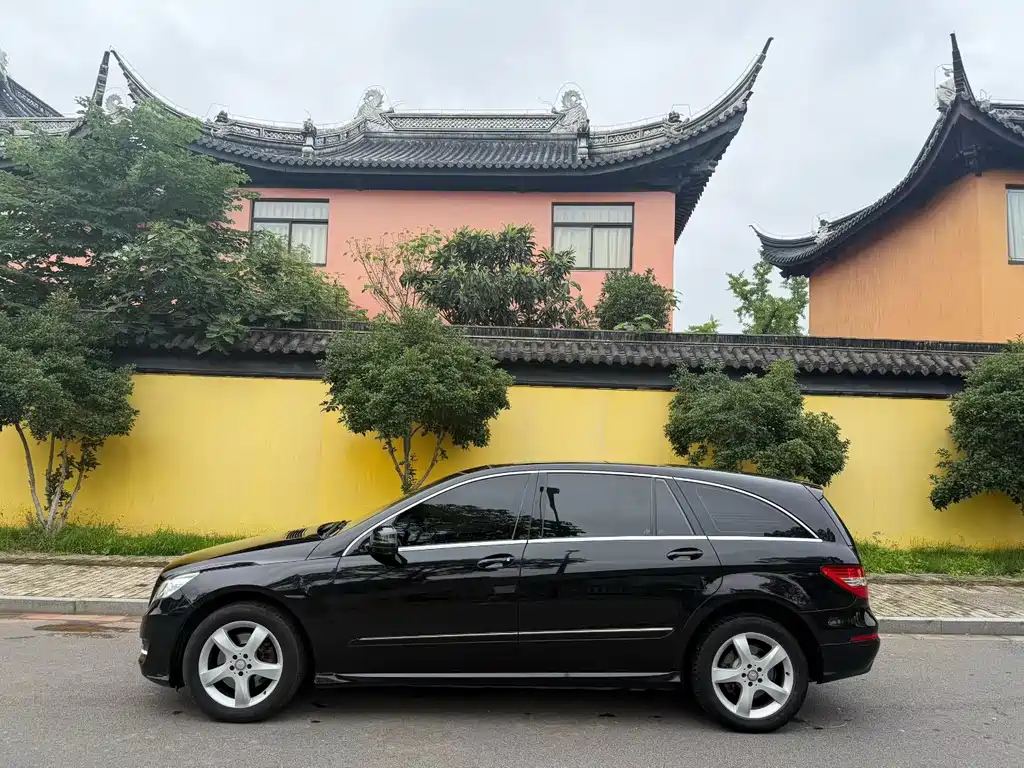 Mercedes-Benz R 2015 R 400 4MATIC