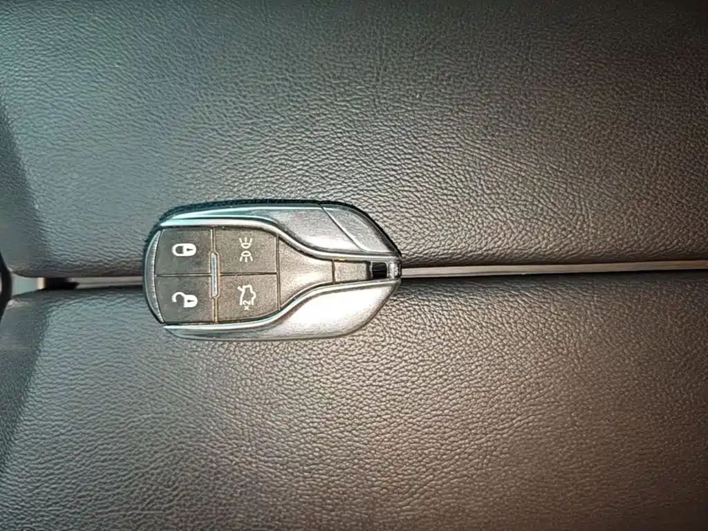 Maserati Ghibli — миниатюра 9