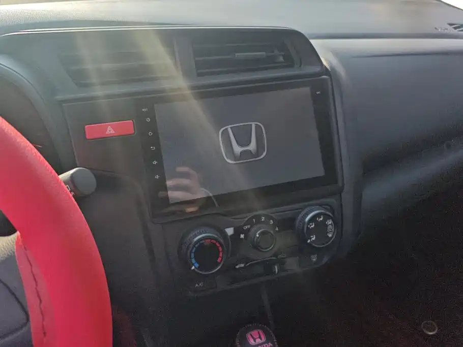 Honda Fit — миниатюра 13