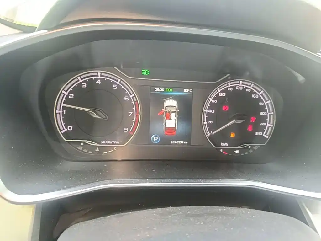 Geely Binyue — миниатюра 12