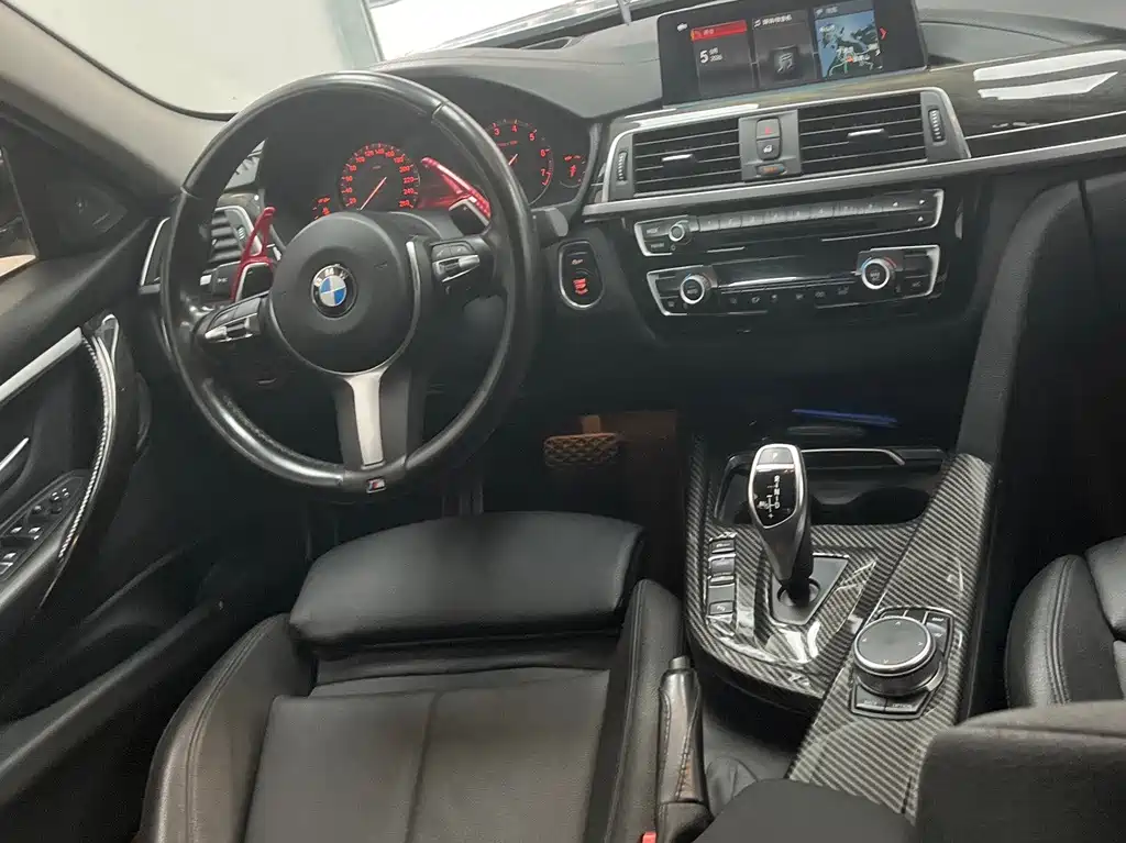BMW 3 Series — миниатюра 7