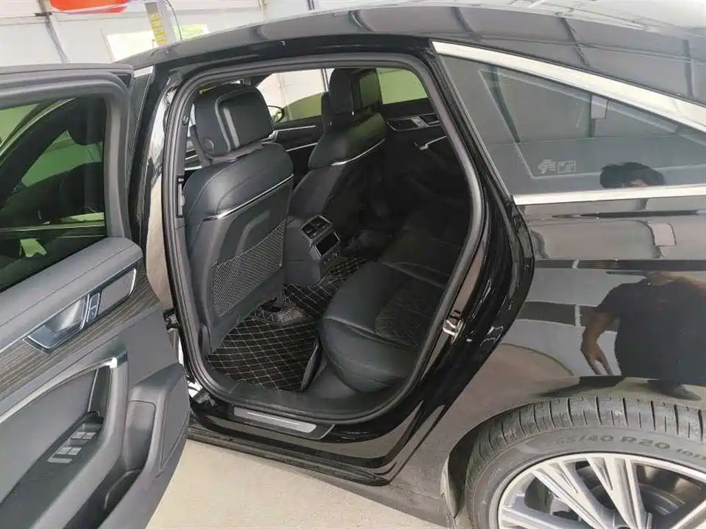 Audi A6L 2026 45 TFSI quattro