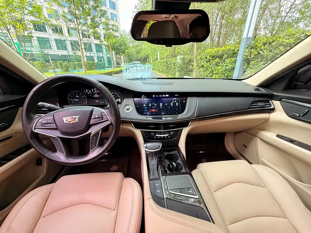 Cadillac CT6 — миниатюра 8