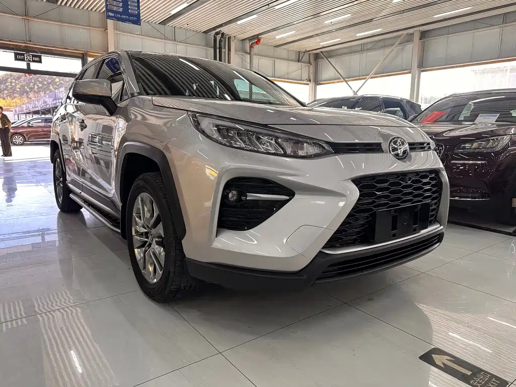 Toyota Wildlander — миниатюра 3