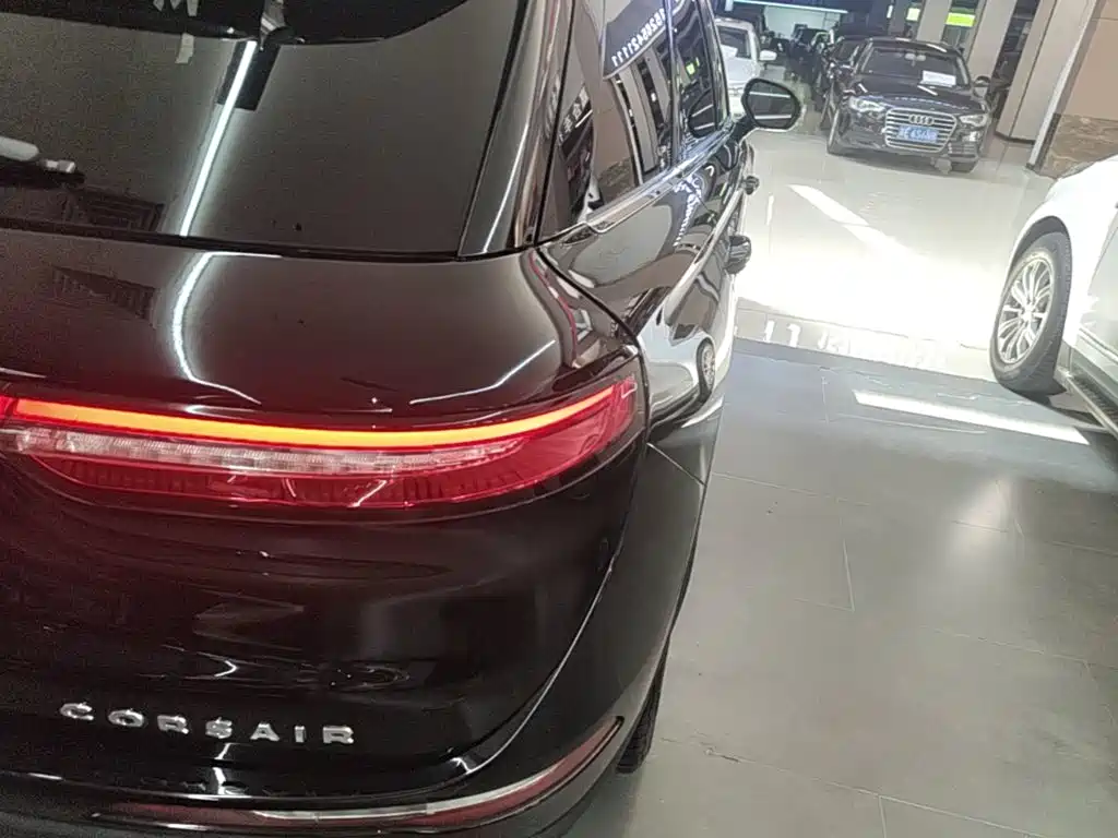 Lincoln Corsair — миниатюра 8