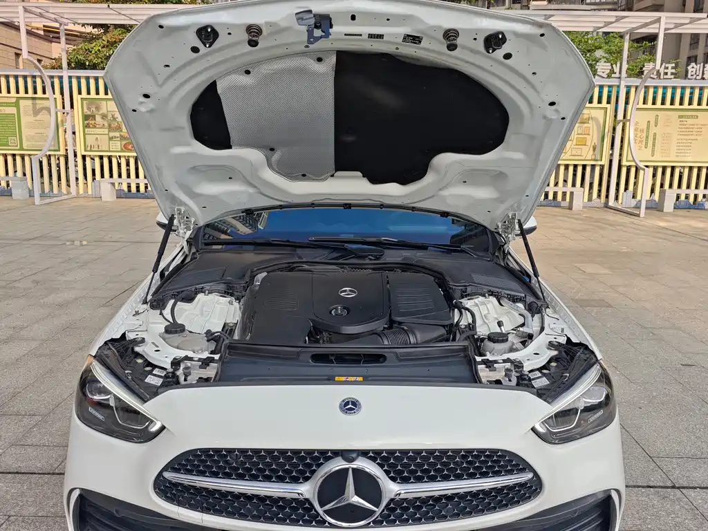 Mercedes-Benz C-Class — миниатюра 9