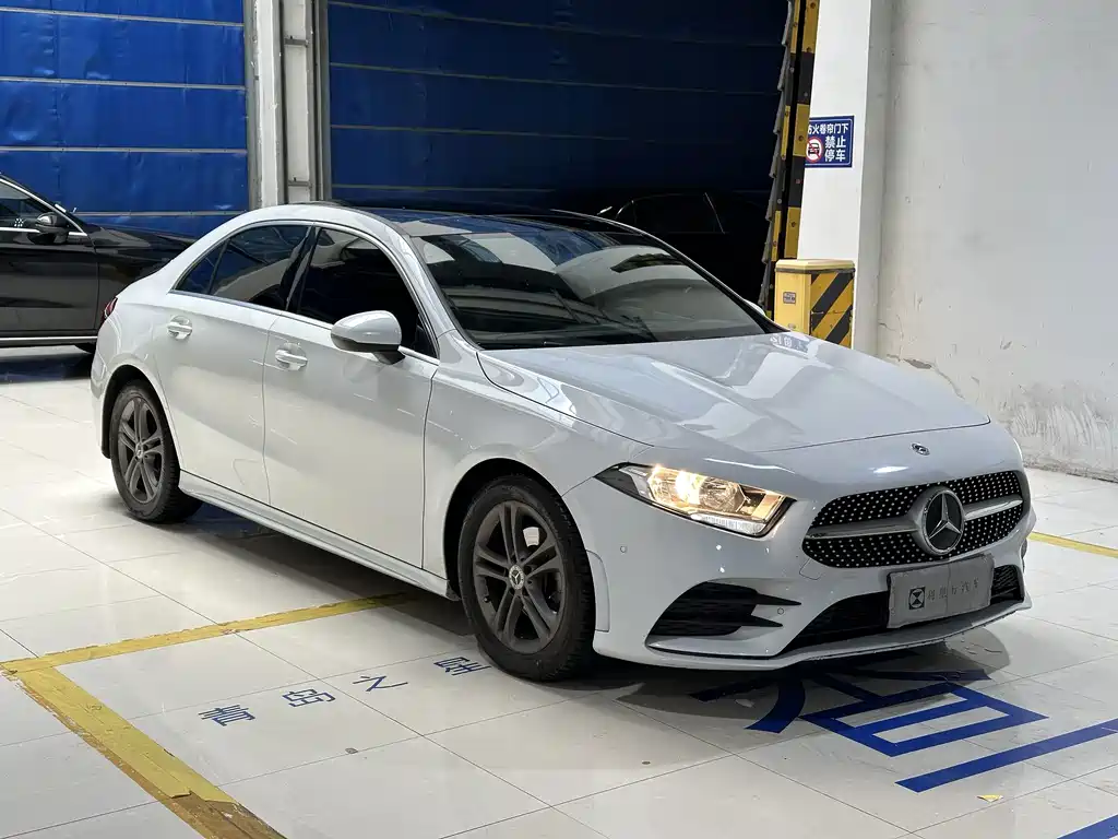 Mercedes-Benz A-Class — миниатюра 3