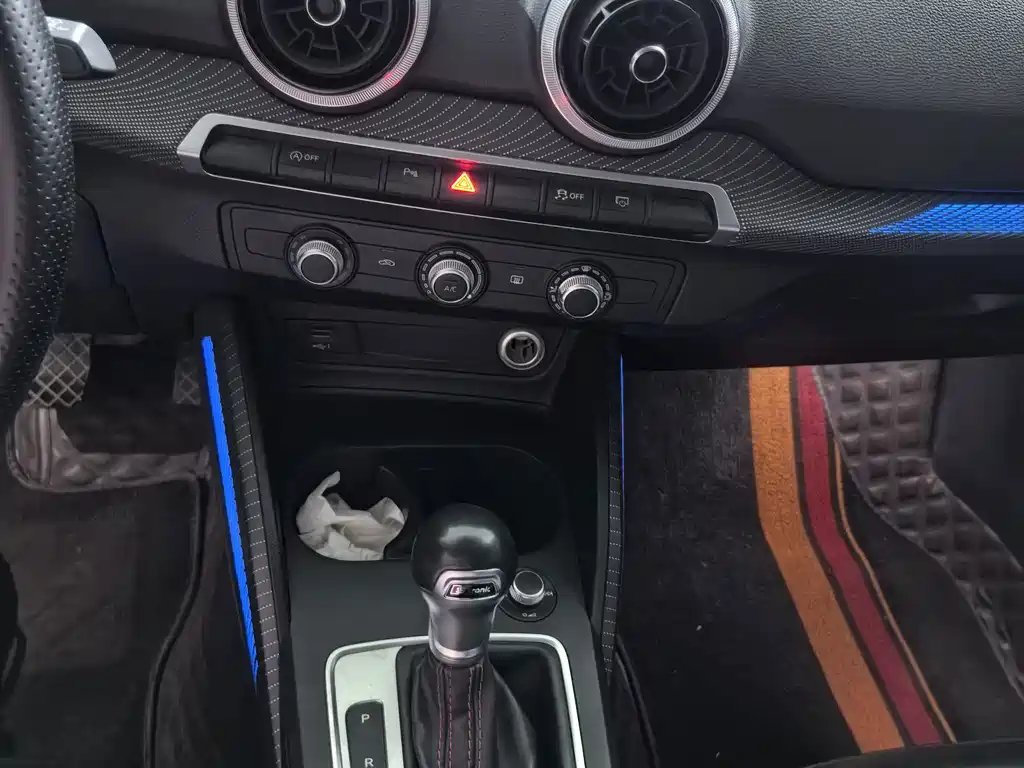 Audi Q2L — миниатюра 10