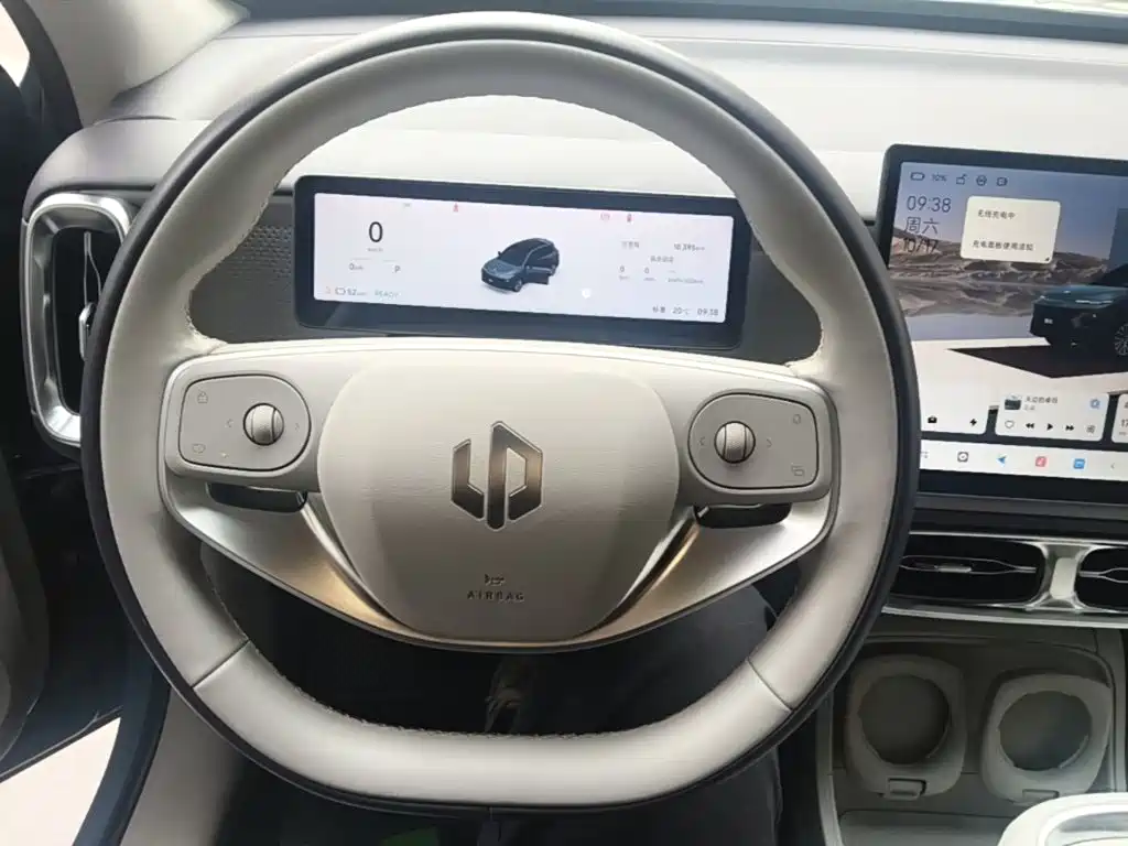 Leapmotor Leapmotor B10 — миниатюра 11