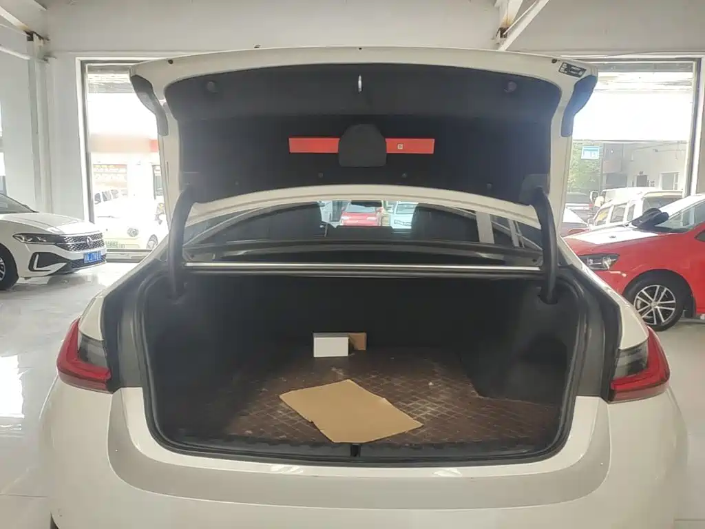BMW i3 — миниатюра 19
