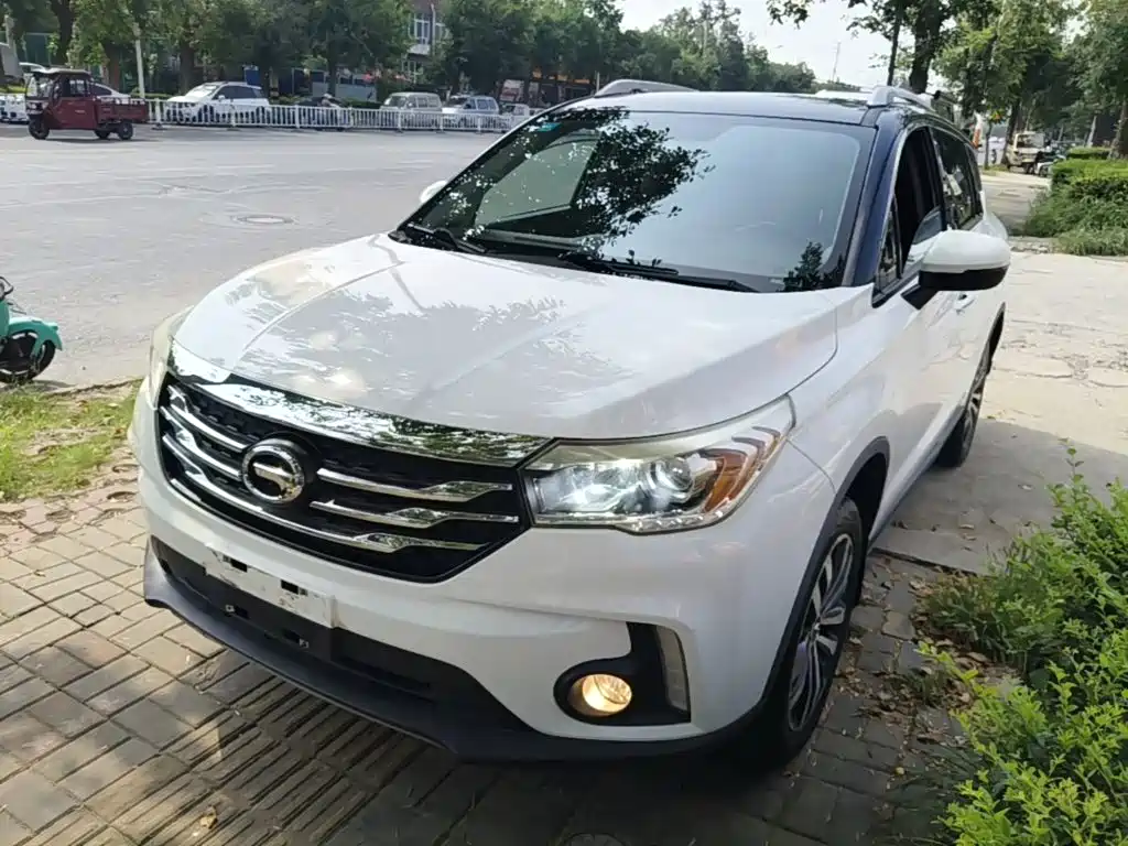 GAC Motor Trumpchi GS4