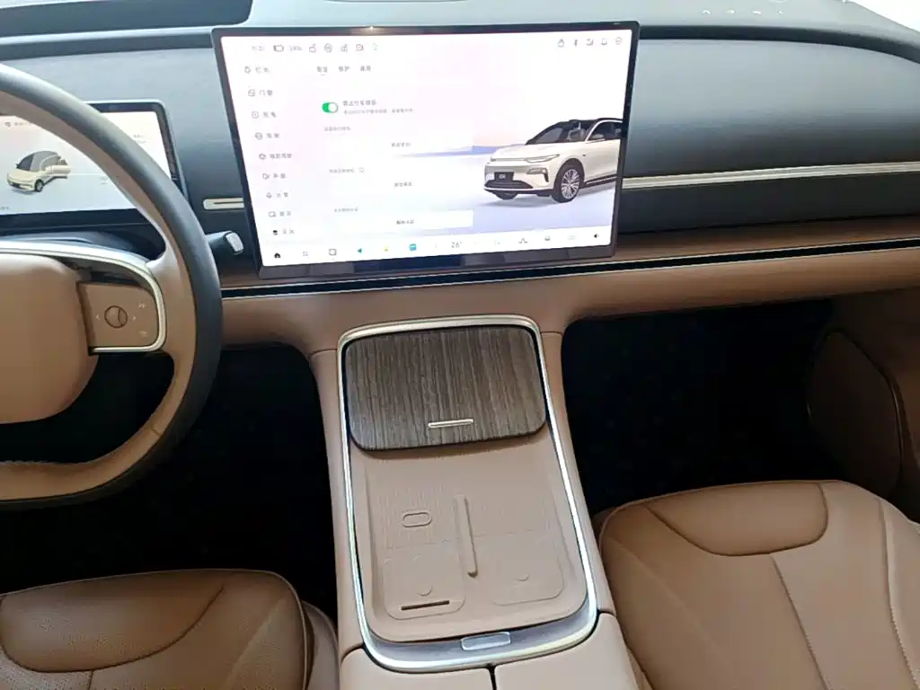 Leapmotor Leapmotor C11 — миниатюра 13
