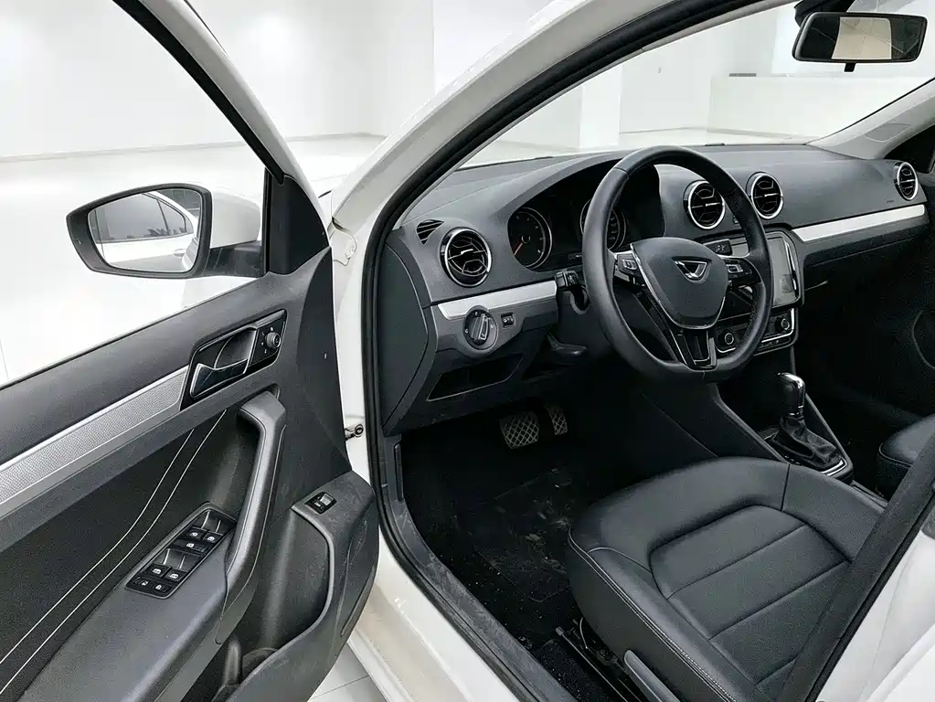Jetta VA3 — миниатюра 7
