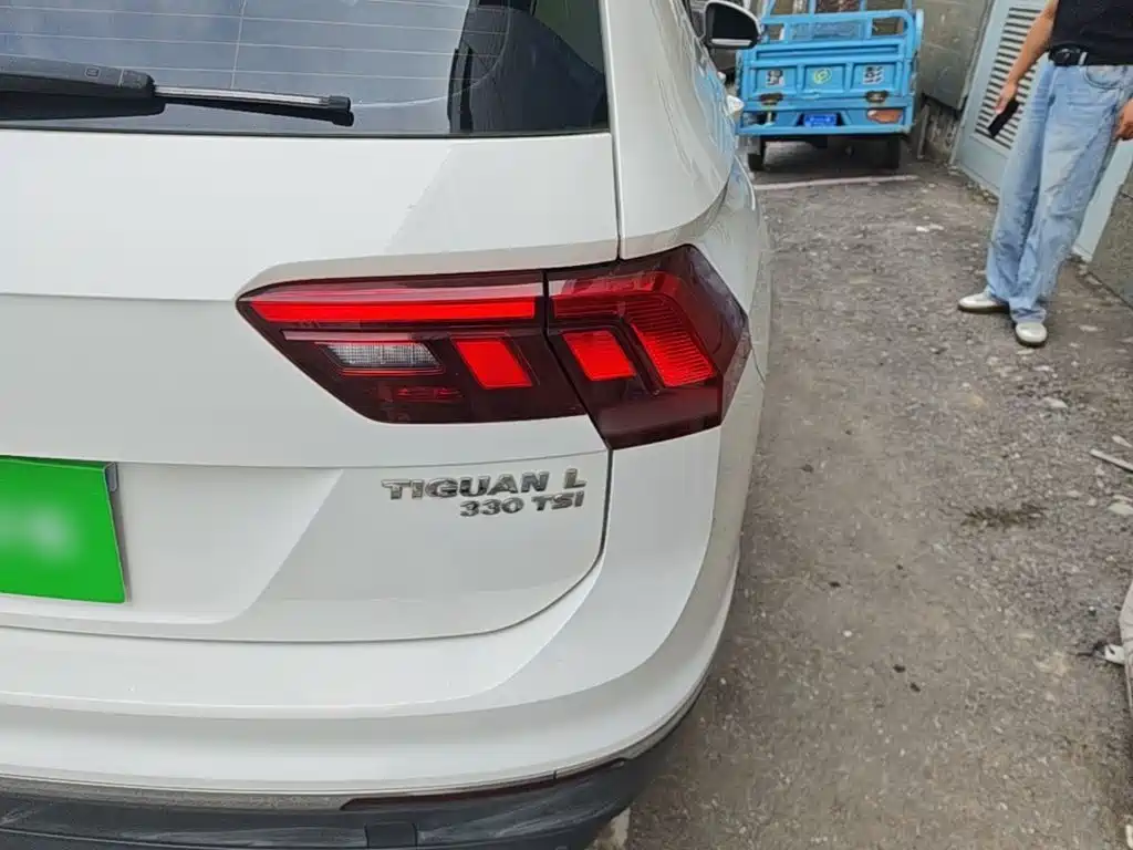 Volkswagen Tiguan L — миниатюра 8