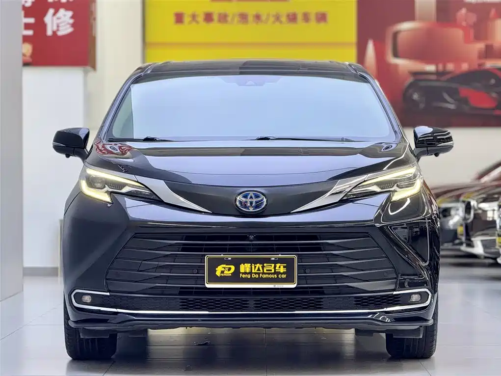 Toyota Sienna 2023 2.5L Comfort