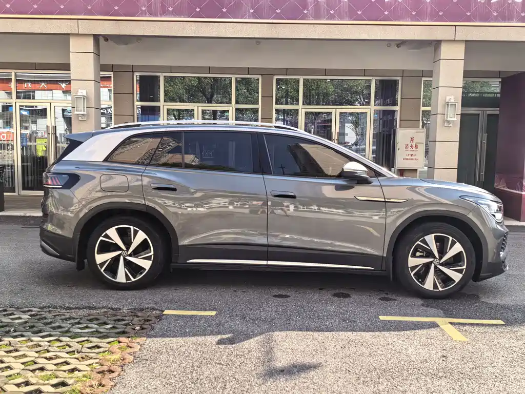 Volkswagen ID.6 X — миниатюра 4